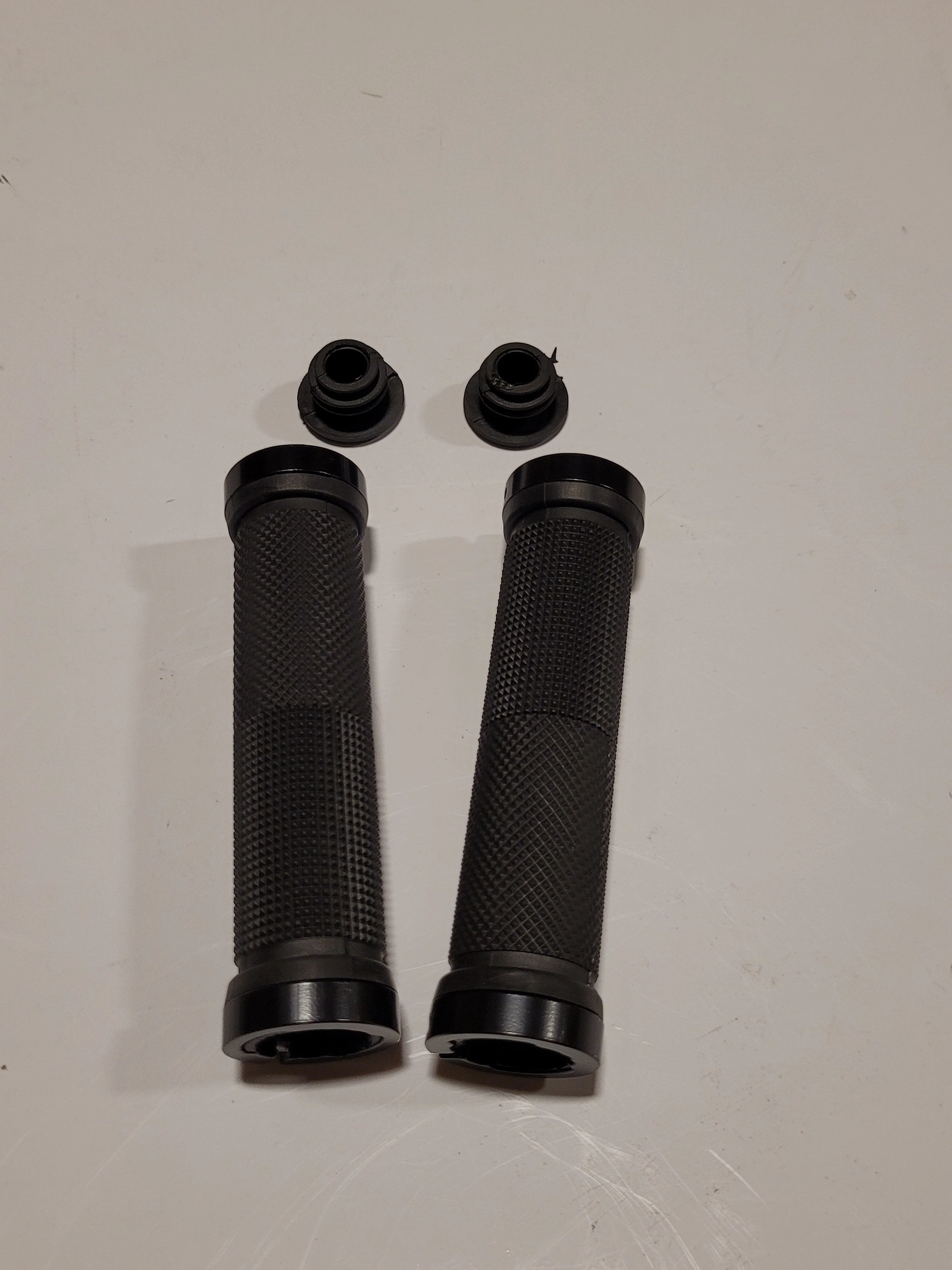 Grip Set (Gio Peak) - PBC1534XL